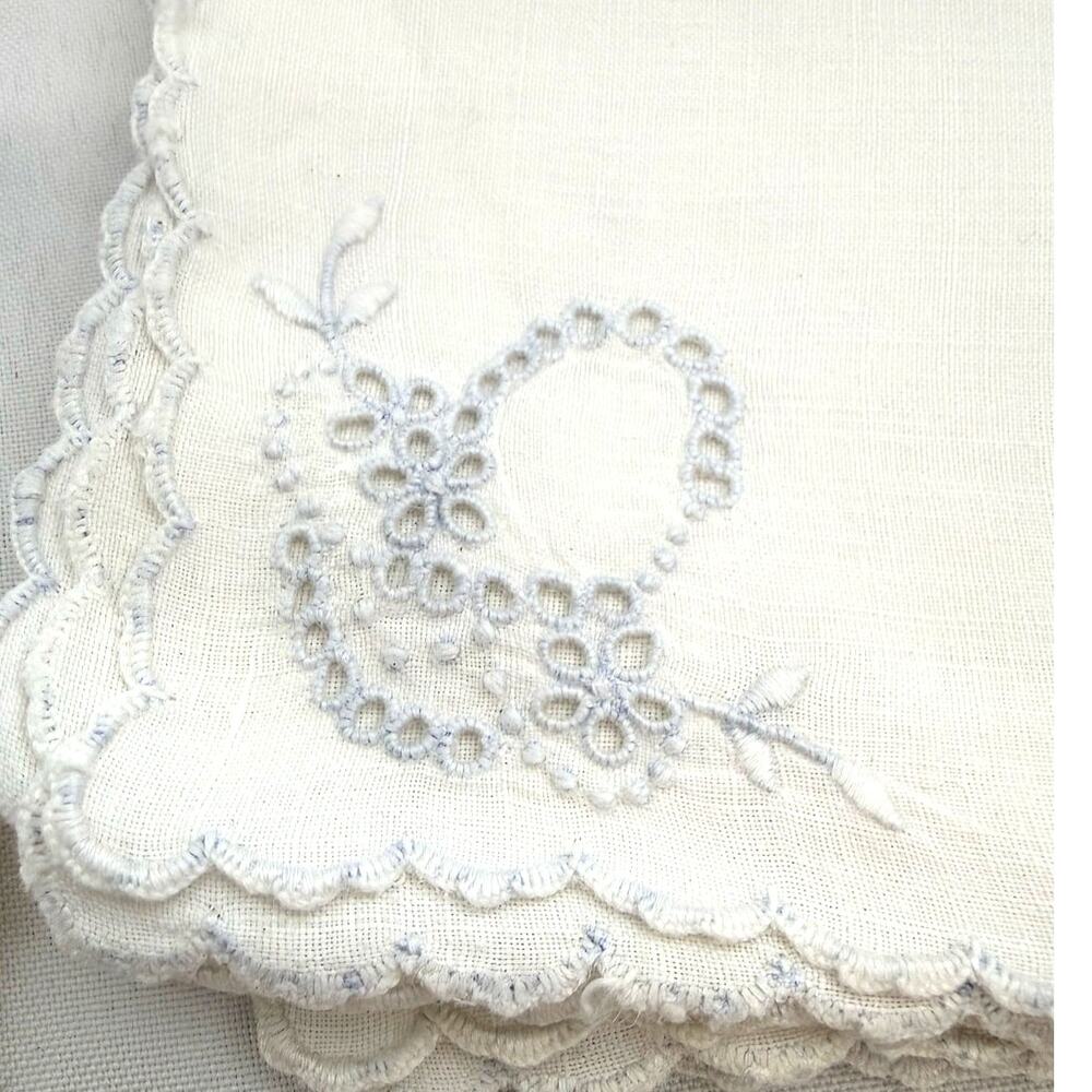 8 sets of Napkins white cream crochet linen embroidered - Picture 6 of 16